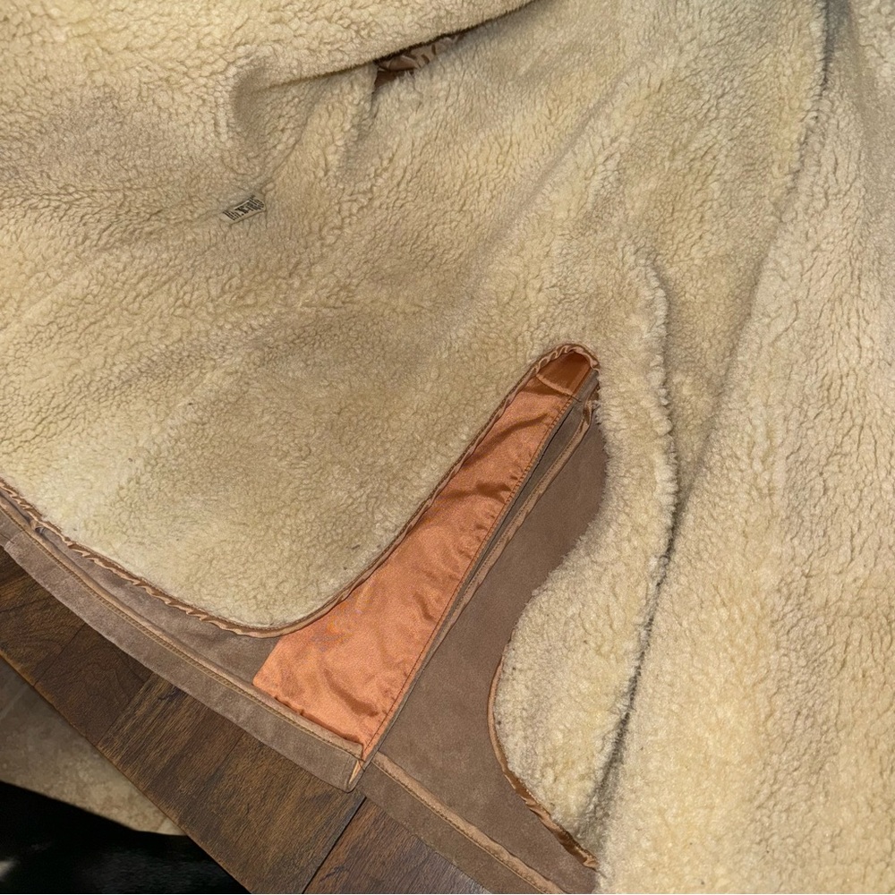 Men's Tan Shearling Coat - Picture 2 of 7